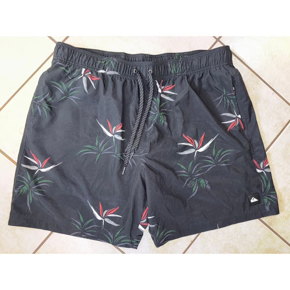 Quiksilver men’s volley swim shorts XL floral